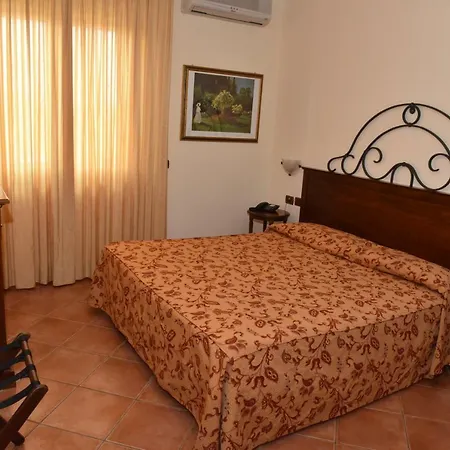Aparthotel Panoramik Acri